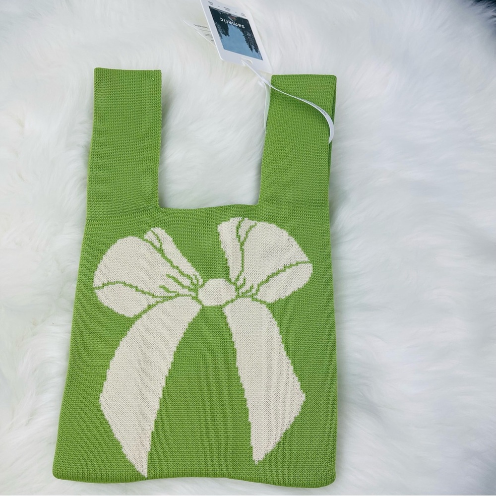 NWT Green/White Bowknot Compact Stylish Essentials Handheld Bag - Picture 4 of 9